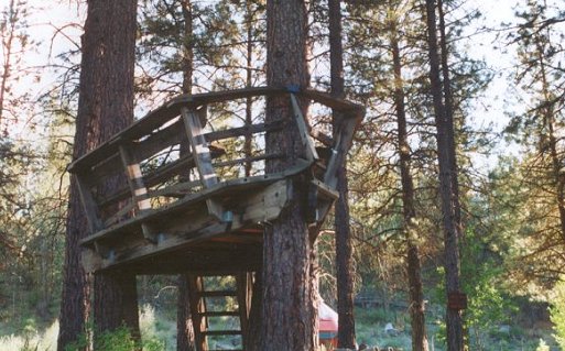 treehouses and cabins on the river in the forest at Gathering Light ... a retreat located in southern oregon near crater lake national park and klamath basin birding trails. cabins near crater lake national park and klamath basin birding trails in southern oregon, try hiking, rafting, kayaking on the river near gathering light  a retreat; try our tree houses, the cottage, vacation rentals and/or rv camping.