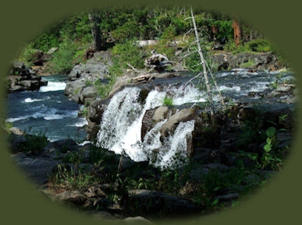travel oregon and experience volcanoes, geology, hiking trails, oregon geology, rogue river siskiyou national forest, wild and scenic rogue river, wild and scenic umpqua river, rogue gorge at union creek, oregon, national rogue river hiking trail, rogue national forest, national forests, wilderness areas, national wildlife refuges, wetlands, klamath basin, prospect, oregon, mill creek waterfalls on the rogue river, barr creek waterfalls on the rogue river, avenue of giant boulders on the rogue river, hiking trails to mill creek waterfalls, hiking trails along the rogue river, hiking trails to the natural bridge, hiking trails at crater lake national park, crater lake national park, hiking trails on the wild and scenic rogue river, hiking trails to national creek waterfalls, rabbit ears, the cascade mountains, the old cascade mountains, mt thielsen, hiking trails at crater lake.